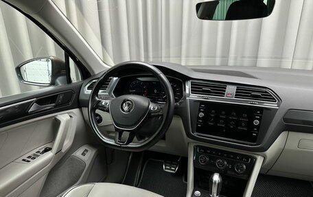 Volkswagen Tiguan II, 2018 год, 2 990 000 рублей, 8 фотография