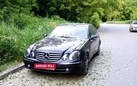 Mercedes-Benz E-Класс, 2003 год, 700 000 рублей, 3 фотография