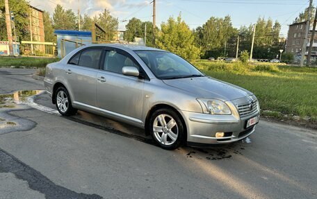 Toyota Avensis III рестайлинг, 2003 год, 780 000 рублей, 3 фотография