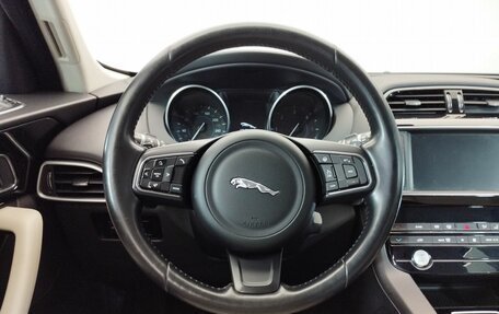 Jaguar F-Pace, 2017 год, 2 997 000 рублей, 14 фотография