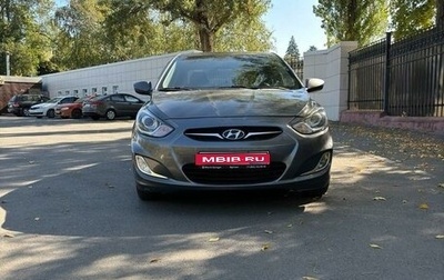 Hyundai Solaris II рестайлинг, 2011 год, 820 000 рублей, 1 фотография