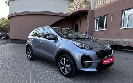 KIA Sportage IV рестайлинг, 2019 год, 2 500 000 рублей, 2 фотография