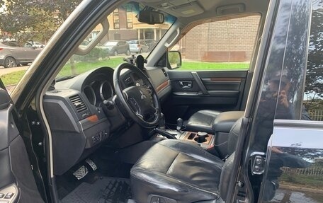 Mitsubishi Pajero IV, 2008 год, 1 300 000 рублей, 5 фотография