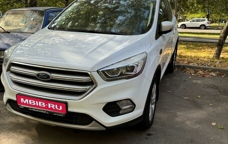 Ford Kuga III, 2017 год, 2 300 000 рублей, 1 фотография