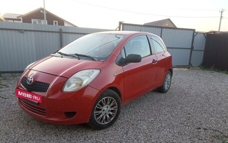 Toyota Yaris III рестайлинг, 2007 год, 370 000 рублей, 5 фотография