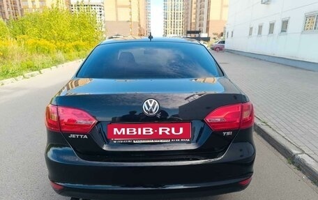 Volkswagen Jetta VI, 2011 год, 949 000 рублей, 6 фотография