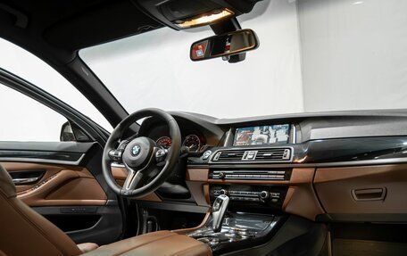 BMW 5 серия, 2016 год, 2 099 000 рублей, 6 фотография