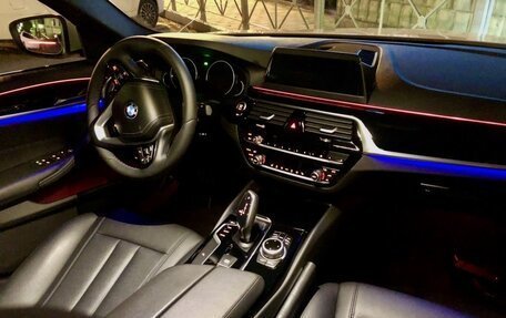 BMW 5 серия, 2018 год, 3 100 000 рублей, 8 фотография