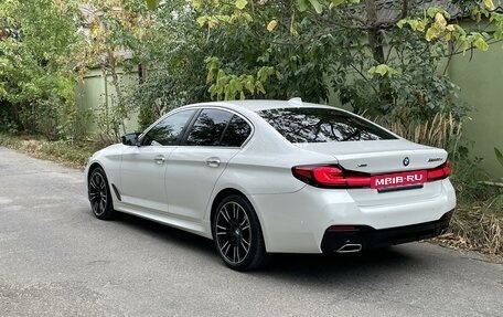 BMW 5 серия, 2018 год, 3 100 000 рублей, 6 фотография