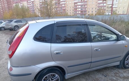 Nissan Tino, 2001 год, 300 000 рублей, 11 фотография