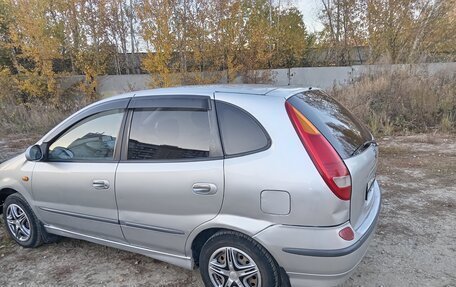 Nissan Tino, 2001 год, 300 000 рублей, 15 фотография