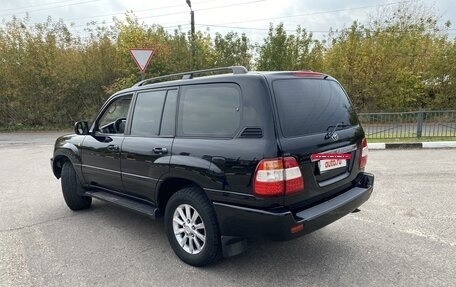 Toyota Land Cruiser 100 рестайлинг 2, 2005 год, 1 750 000 рублей, 6 фотография