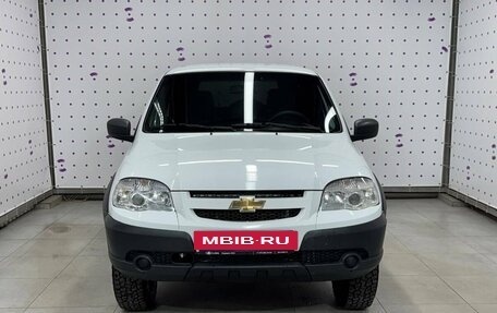 Chevrolet Niva I рестайлинг, 2018 год, 940 000 рублей, 5 фотография