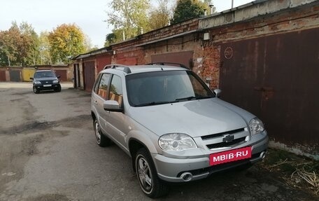 Chevrolet Niva I рестайлинг, 2013 год, 650 000 рублей, 2 фотография