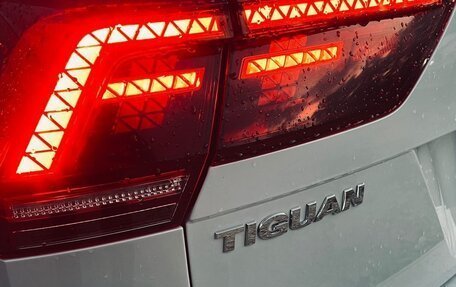 Volkswagen Tiguan II, 2018 год, 2 500 000 рублей, 2 фотография