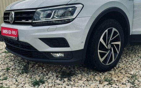 Volkswagen Tiguan II, 2018 год, 2 500 000 рублей, 18 фотография