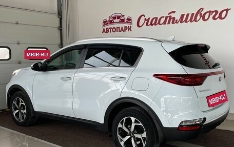 KIA Sportage IV рестайлинг, 2018 год, 2 299 000 рублей, 5 фотография