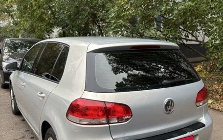 Volkswagen Golf VI, 2009 год, 800 000 рублей, 2 фотография