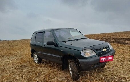 Chevrolet Niva I рестайлинг, 2004 год, 275 000 рублей, 3 фотография