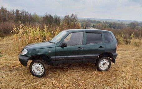 Chevrolet Niva I рестайлинг, 2004 год, 275 000 рублей, 8 фотография