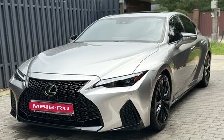 Lexus IS III, 2020 год, 5 650 000 рублей, 1 фотография