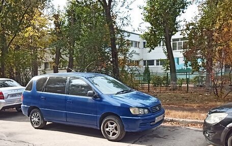 Toyota Ipsum II, 1997 год, 465 000 рублей, 4 фотография