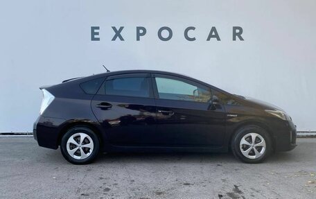 Toyota Prius, 2012 год, 1 250 000 рублей, 6 фотография