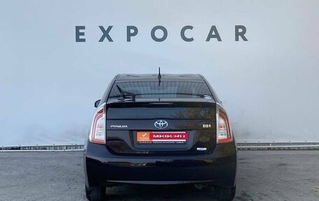 Toyota Prius, 2012 год, 1 250 000 рублей, 4 фотография