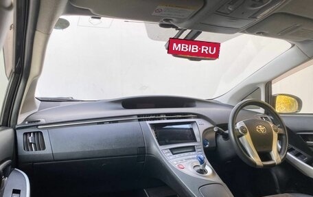 Toyota Prius, 2012 год, 1 250 000 рублей, 11 фотография