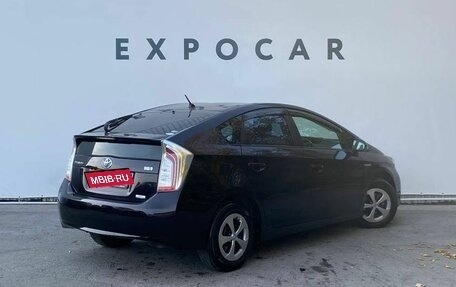 Toyota Prius, 2012 год, 1 250 000 рублей, 5 фотография