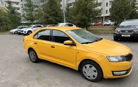 Skoda Rapid I, 2015 год, 700 000 рублей, 4 фотография