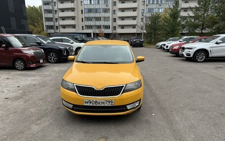 Skoda Rapid I, 2015 год, 700 000 рублей, 7 фотография