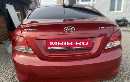 Hyundai Solaris II рестайлинг, 2011 год, 700 000 рублей, 4 фотография