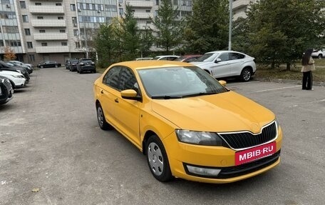 Skoda Rapid I, 2015 год, 700 000 рублей, 6 фотография