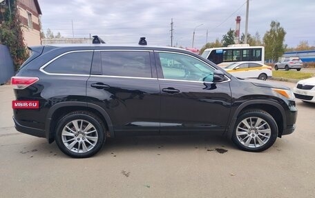 Toyota Highlander III, 2014 год, 3 350 000 рублей, 6 фотография