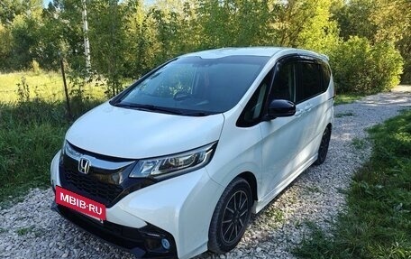 Honda Freed II, 2019 год, 2 300 000 рублей, 6 фотография