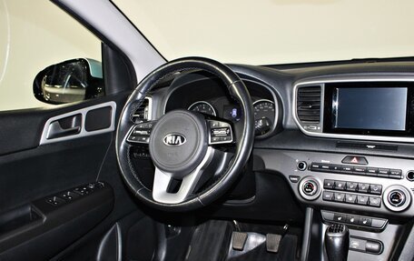 KIA Sportage IV рестайлинг, 2019 год, 2 197 000 рублей, 10 фотография