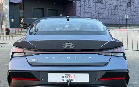 Hyundai Elantra, 2023 год, 2 697 000 рублей, 22 фотография