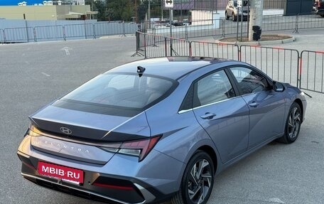 Hyundai Elantra, 2023 год, 2 697 000 рублей, 26 фотография