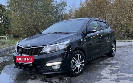 KIA Rio III рестайлинг, 2015 год, 1 100 000 рублей, 2 фотография