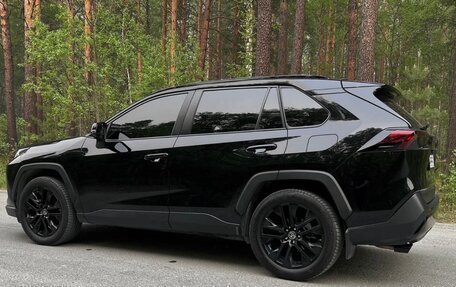 Toyota RAV4, 2022 год, 4 500 000 рублей, 9 фотография