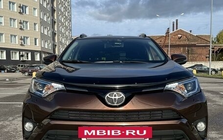 Toyota RAV4, 2017 год, 2 690 000 рублей, 8 фотография