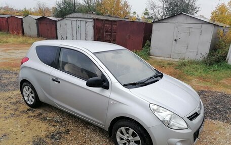 Hyundai i20 IB рестайлинг, 2010 год, 620 000 рублей, 15 фотография