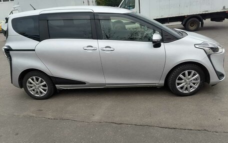 Toyota Sienta II, 2019 год, 1 580 000 рублей, 6 фотография