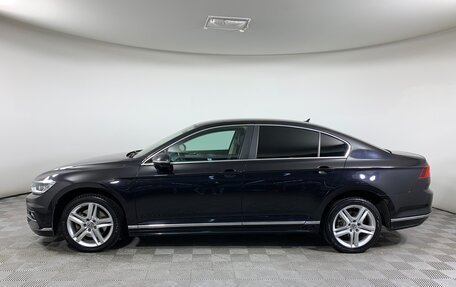 Volkswagen Passat B8 рестайлинг, 2017 год, 1 830 000 рублей, 8 фотография