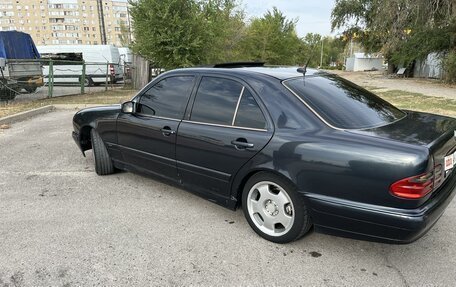 Mercedes-Benz E-Класс, 2002 год, 500 000 рублей, 5 фотография