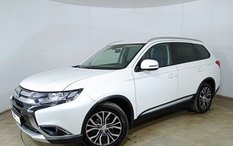 Mitsubishi Outlander III рестайлинг 3, 2018 год, 2 690 000 рублей, 1 фотография