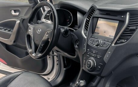 Hyundai Santa Fe III рестайлинг, 2012 год, 2 040 000 рублей, 7 фотография