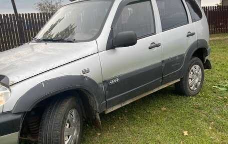 Chevrolet Niva I рестайлинг, 2007 год, 260 000 рублей, 2 фотография