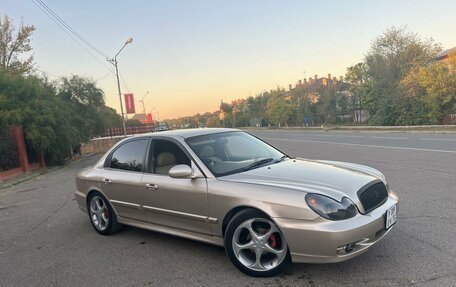 Hyundai Sonata IV рестайлинг, 2004 год, 550 000 рублей, 2 фотография